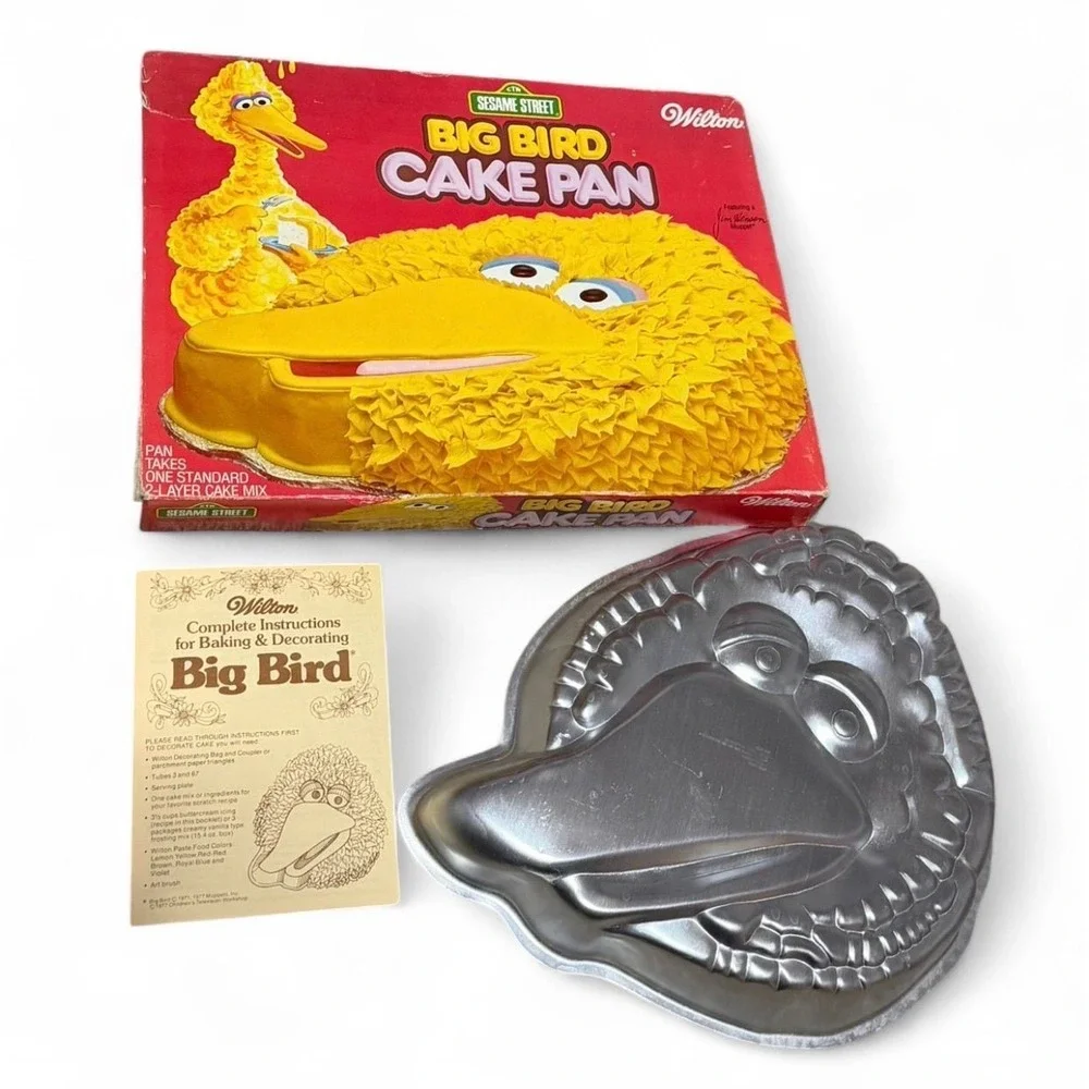 70's Sesame Street cake pan big bird